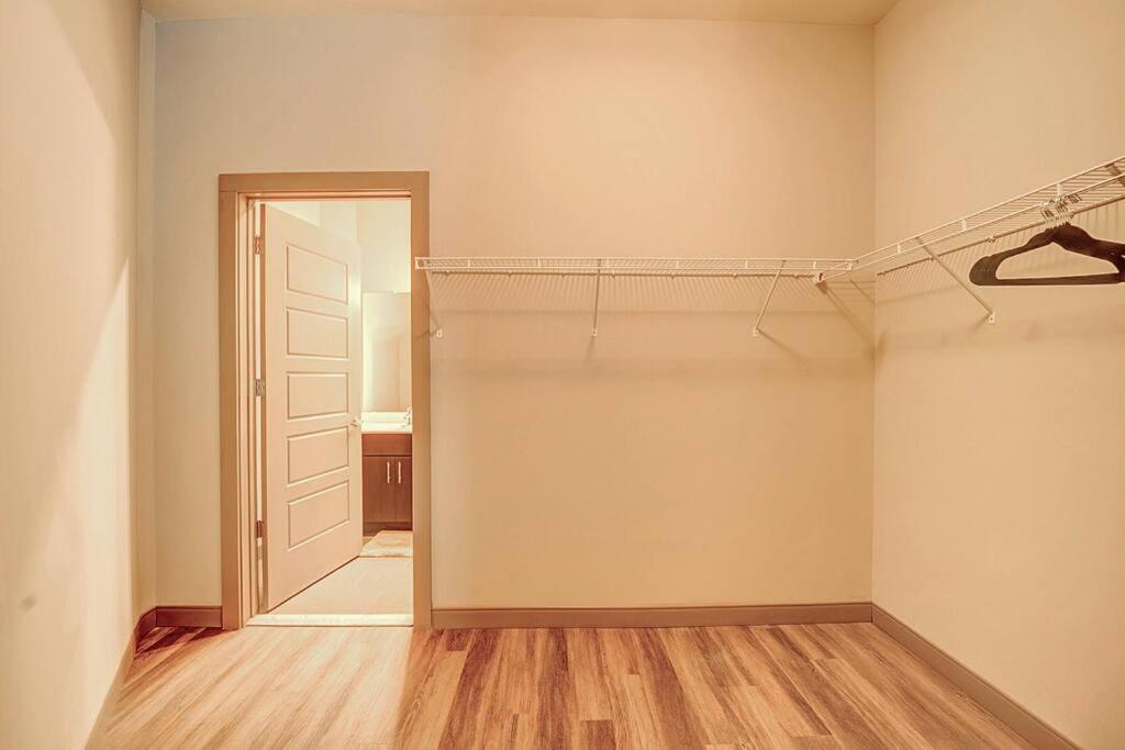 哈肯萨克Huge 2 Bed 2 Bath Easy Ride To Nyc & Parking公寓 外观 照片