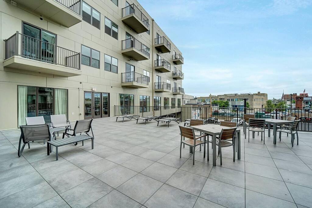 哈肯萨克Huge 2 Bed 2 Bath Easy Ride To Nyc & Parking公寓 外观 照片